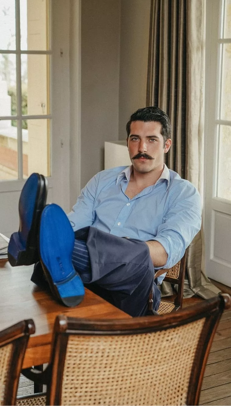 ELEGANCE & COMFORT